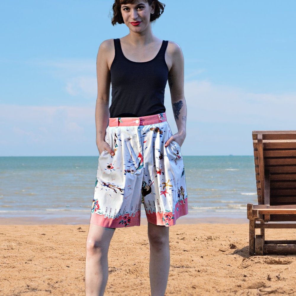 Vintage 80s Kitschy Florida Map Shorts